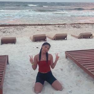 Meet your Posher, Eileen